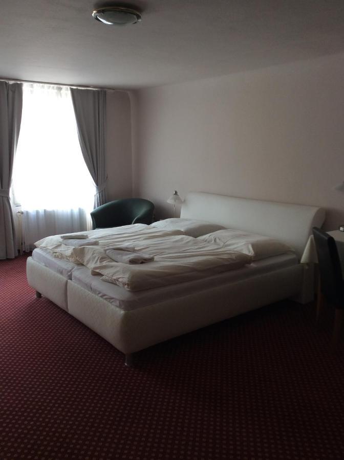 Hotel U Zlateho Andela Παρντούμπιτσε Εξωτερικό φωτογραφία