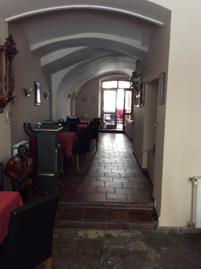 Hotel U Zlateho Andela Παρντούμπιτσε Εξωτερικό φωτογραφία